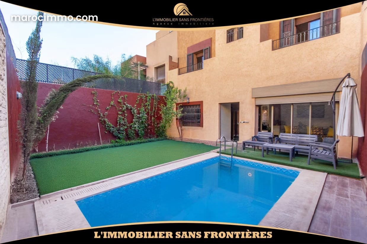 4-bedroom villa with pool, photo 1 of 30
