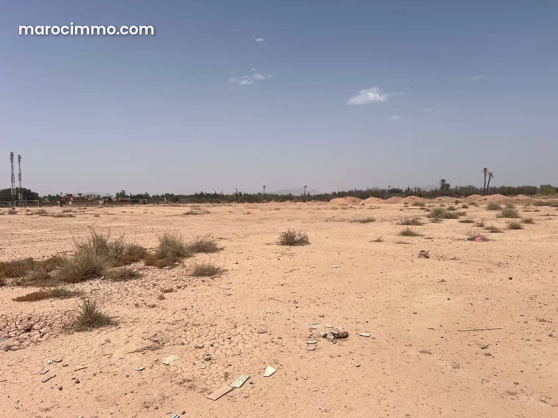 1,070 m² Building Plot for Sale in Bab Atlas, photo 2 of 6