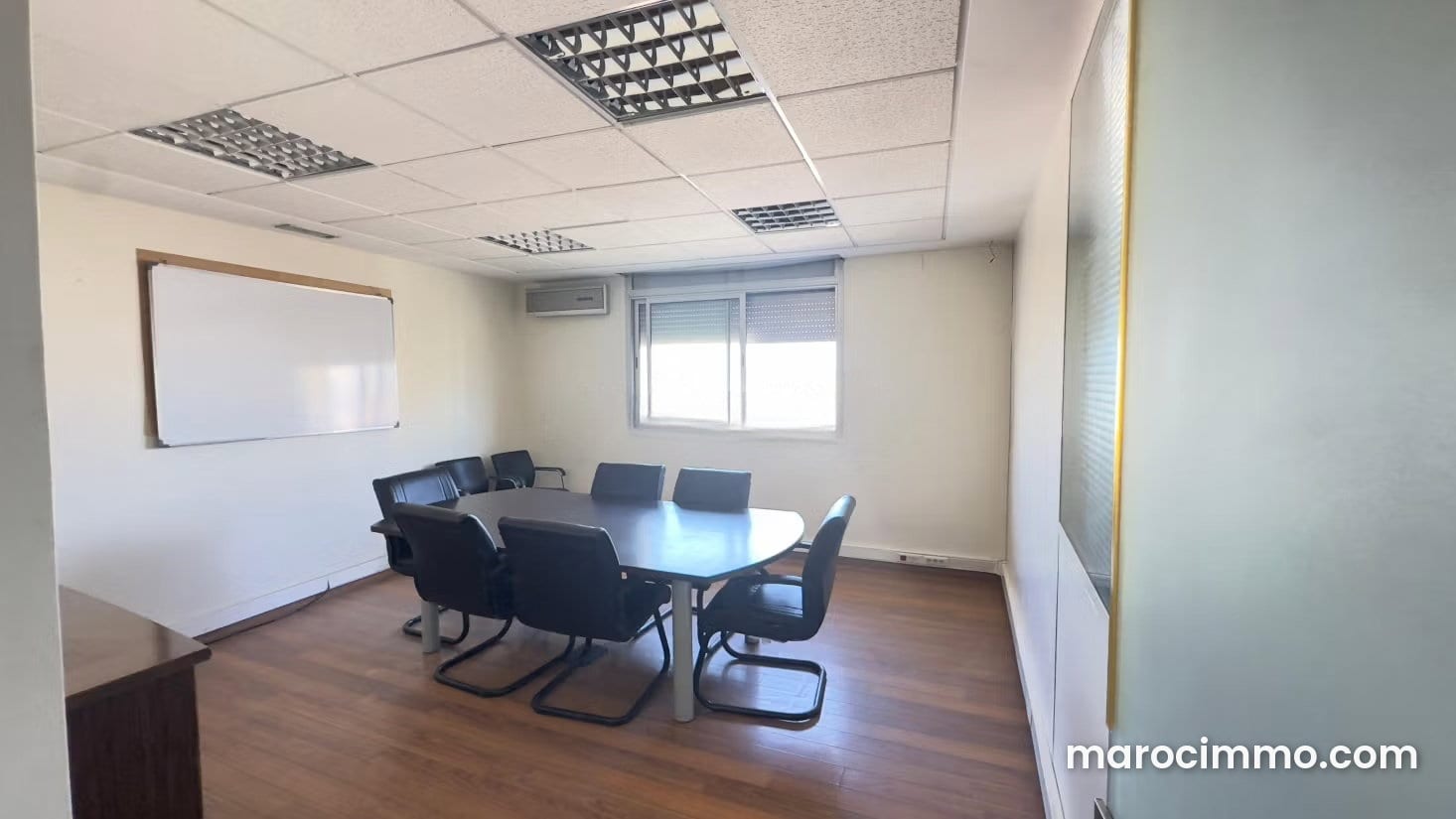 Bureau de 120 m² avec vue mer à Gauthier, photo 2 sur 6