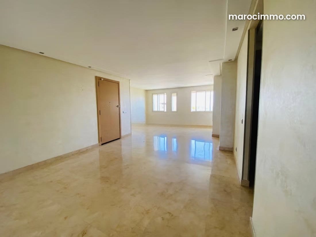 Appartement de 148 m² avec 3 chambres, photo 2 sur 18