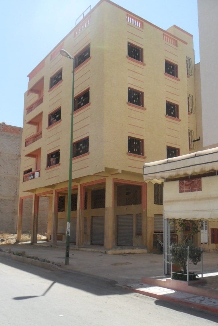Immeuble R+3 de 300 m², photo 1 sur 3
