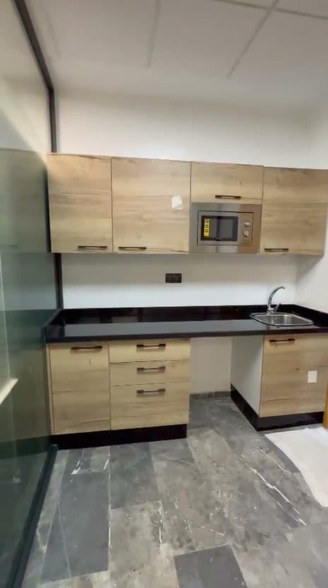 Bureau de 110 m², photo 1 sur 5