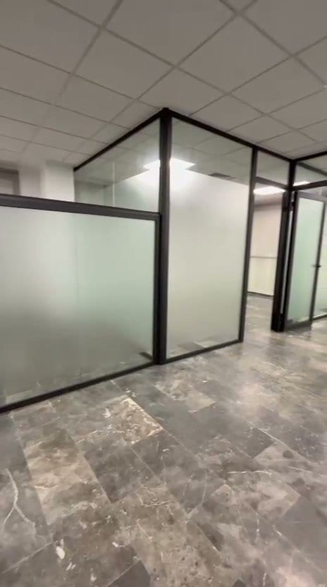 À louer : bureau aménagé 110 m² face à Casanearshore, photo 3 sur 5