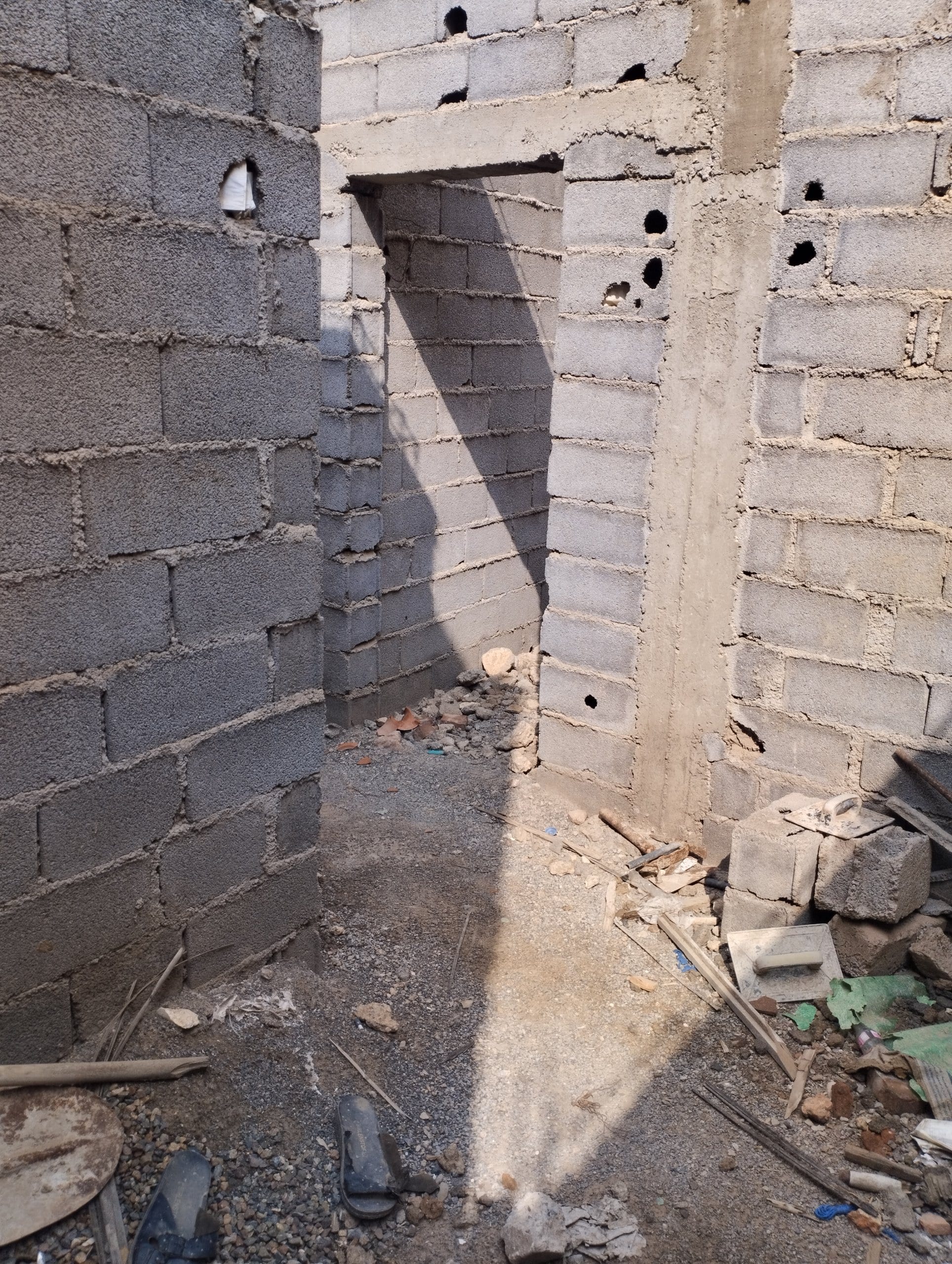 Terrain de 100 m² pour immeuble, photo 1 sur 3