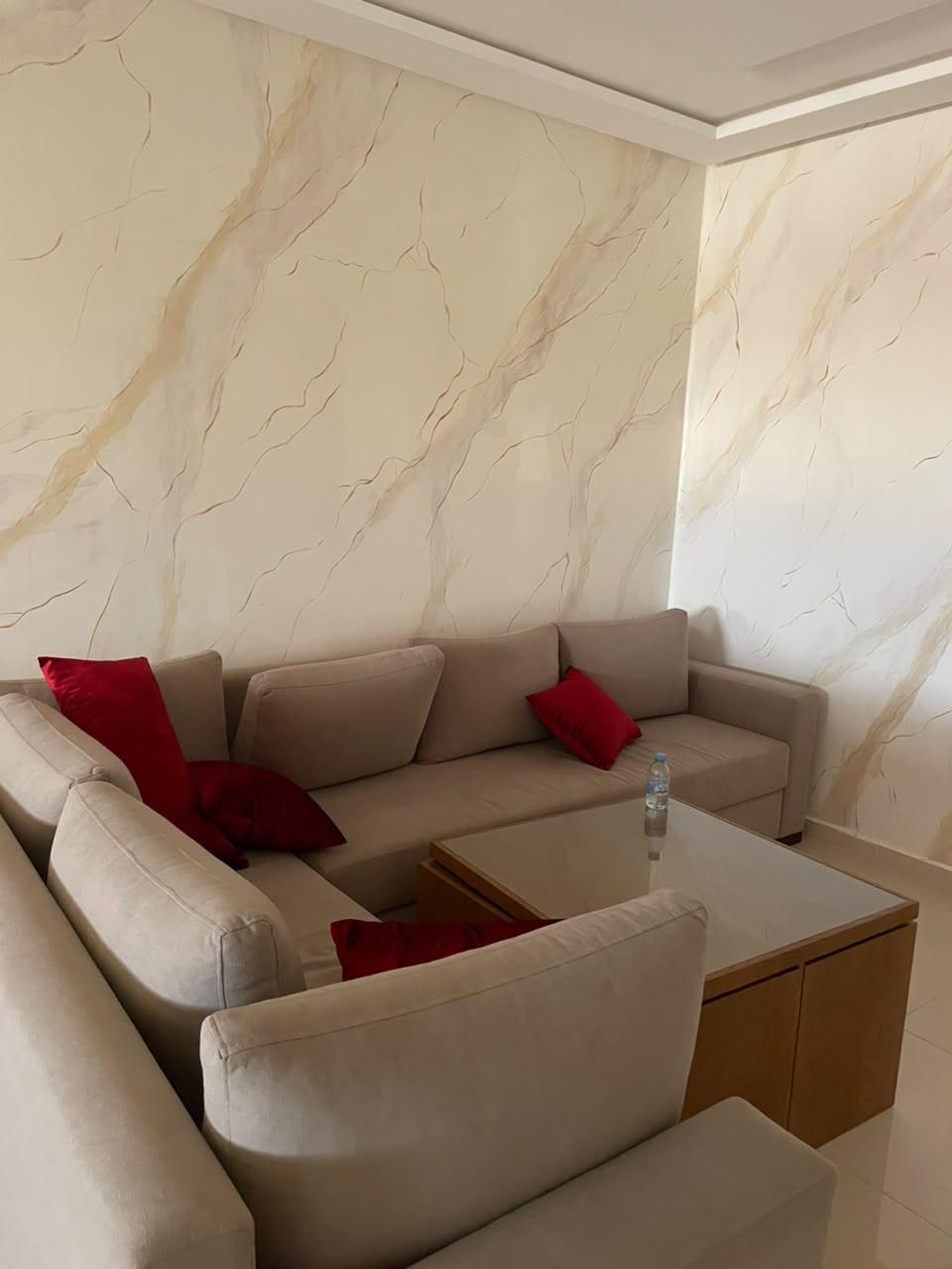 Appartement lumineux de 120 m² à Boujrah, 3 chambres, balcon et grand, photo 3 sur 21