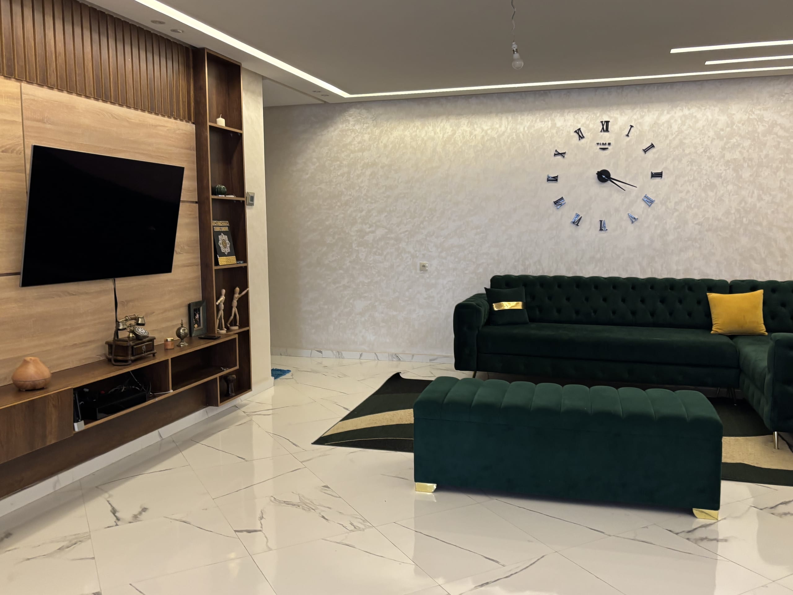Appartement meublé à louer - Longue durée - 158 m², photo 2 sur 8