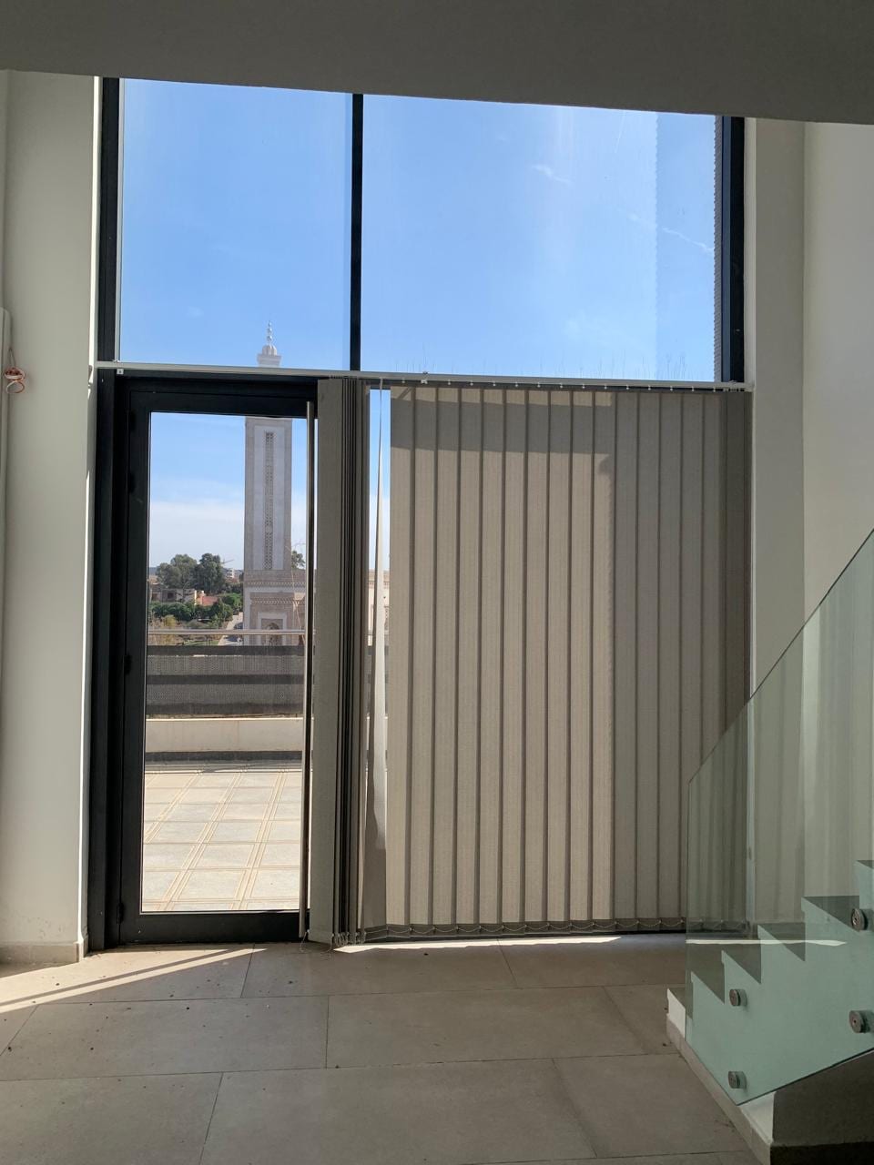 Local commercial de 59 m², photo 1 sur 7