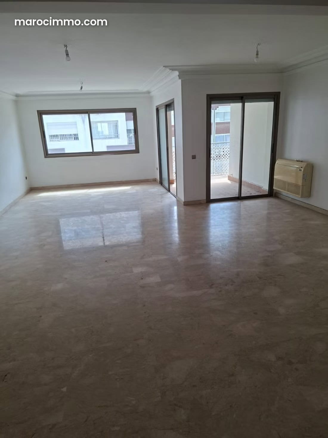 Appartement 3 chambres avec terrasse, photo 1 sur 29