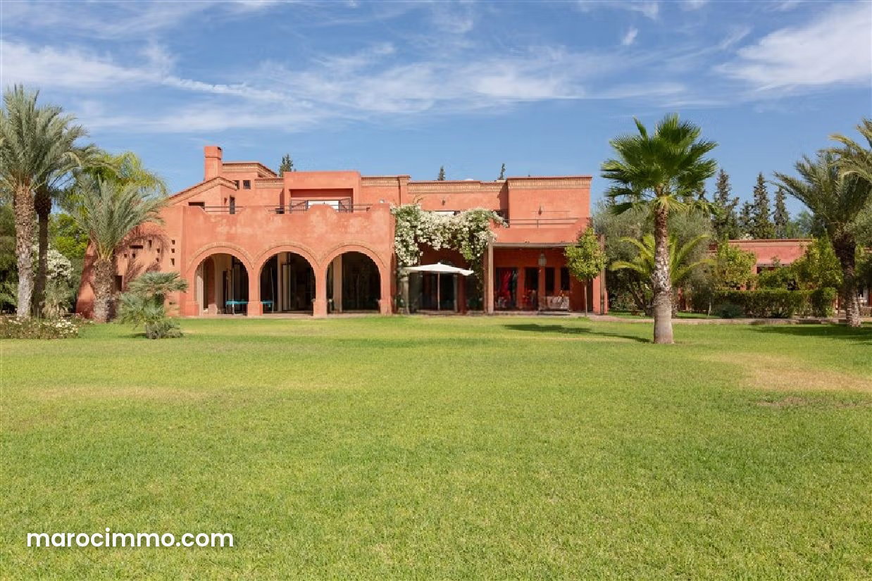 6-Bedroom Villa on 9,399 m², Tahanaoute Road, Marrakech — Marrakesh