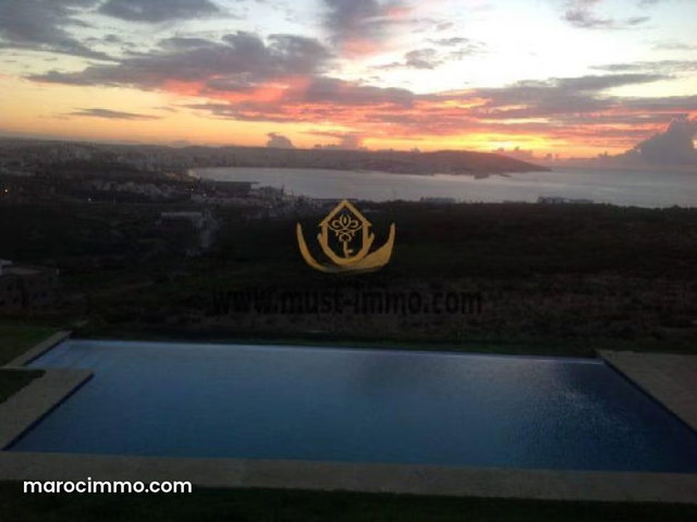 Luxury Villa with Panoramic Views of Tangier Bay — 5
