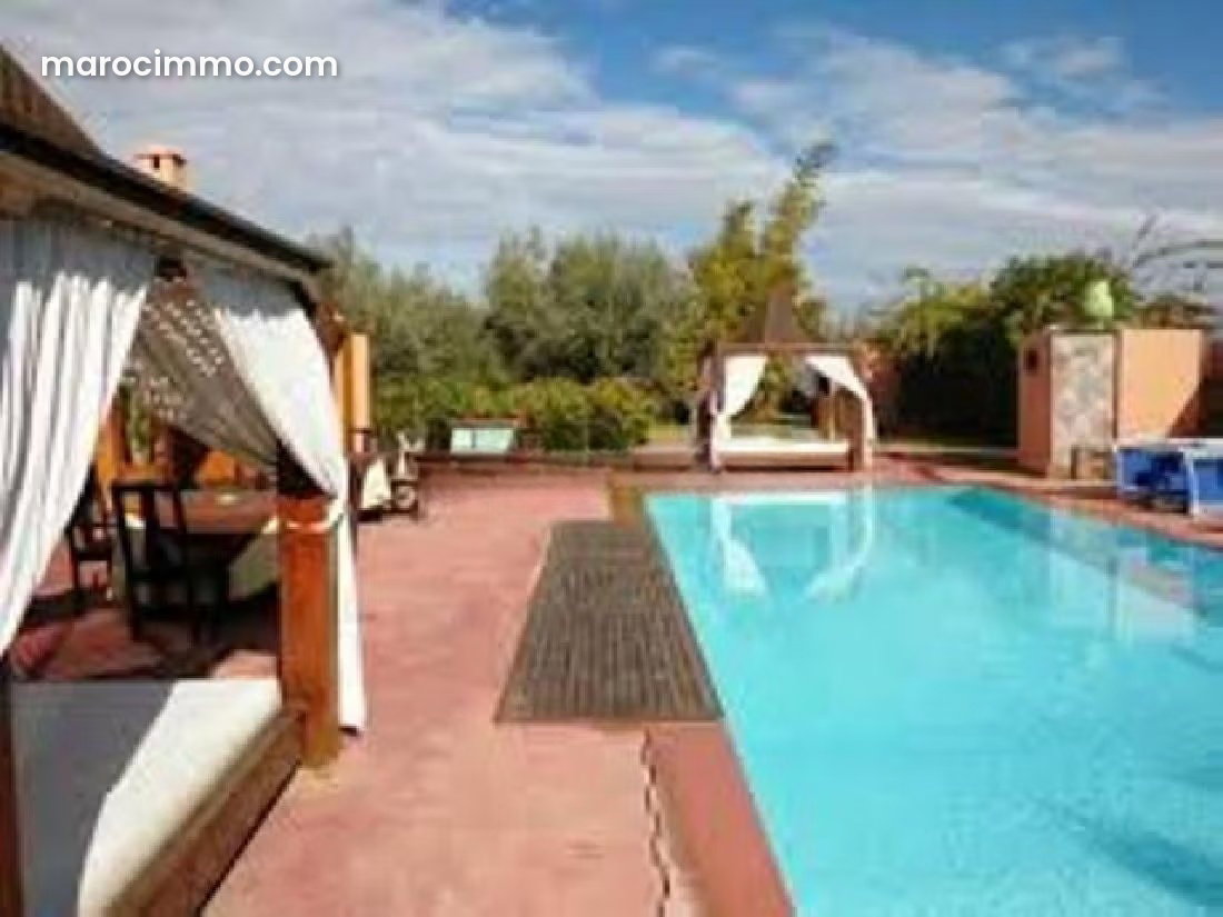 Hôtel spa 20 000 m² à vendre, Route d'Ourika, Marrakech — Marrakech