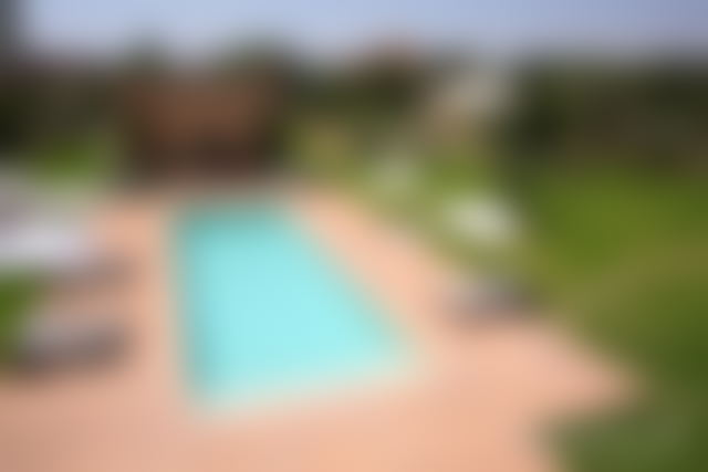 دار ضيافة فاخرة للبيع بطريق ورزازات مراكش — مراكش