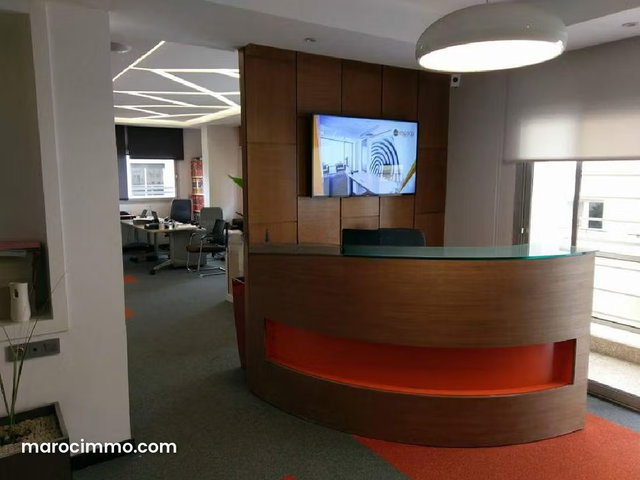 Plateau de Bureau de 240 m² à a Gauthier — 2