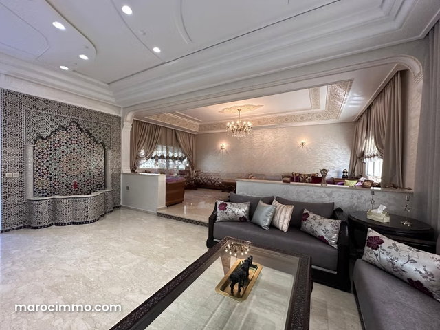 A vendre Villa à laymoune — 2