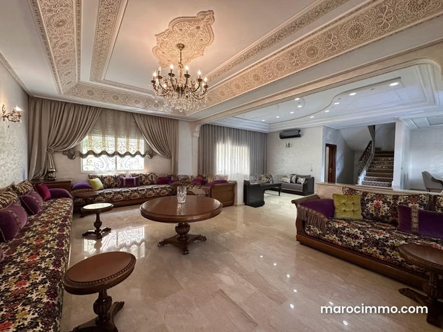 A vendre Villa à laymoune — 5