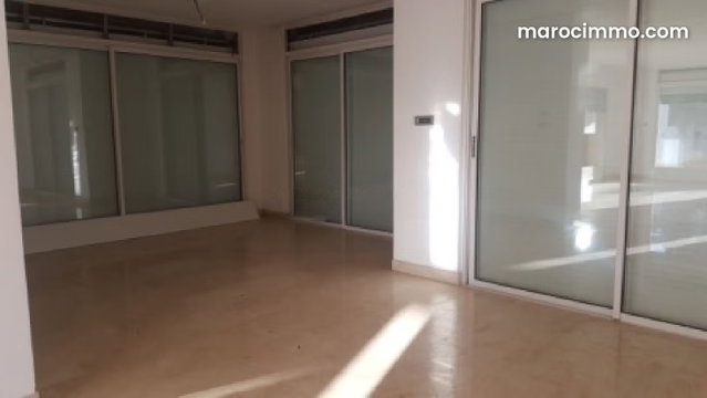Villa à louer à la CGI Bouskoura — 5