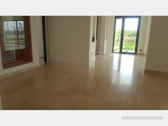 Charmante villa front golf à palmeraie bouskoura — 4