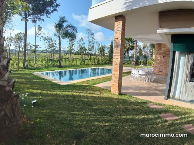 Location villa bouskoura front de golf Casablanca — 2