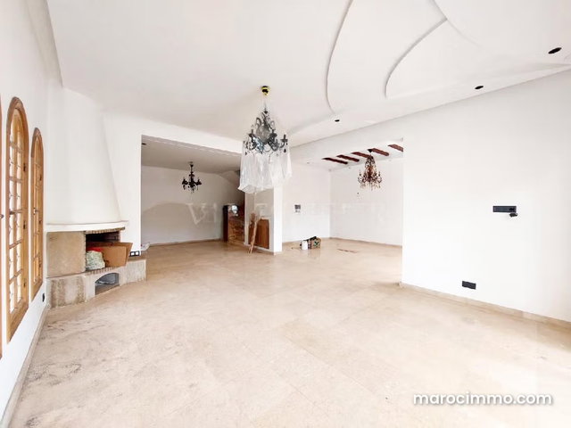 Location très belle villa 4chambres avec piscine à Ain Diab, Casablanca — 5