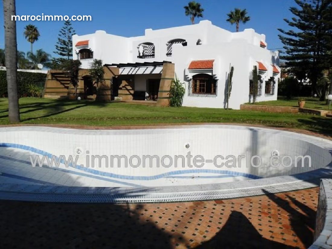 1,800 sqm Villa with Swimming Pool for Rent, Souissi, Rabat — Rabat