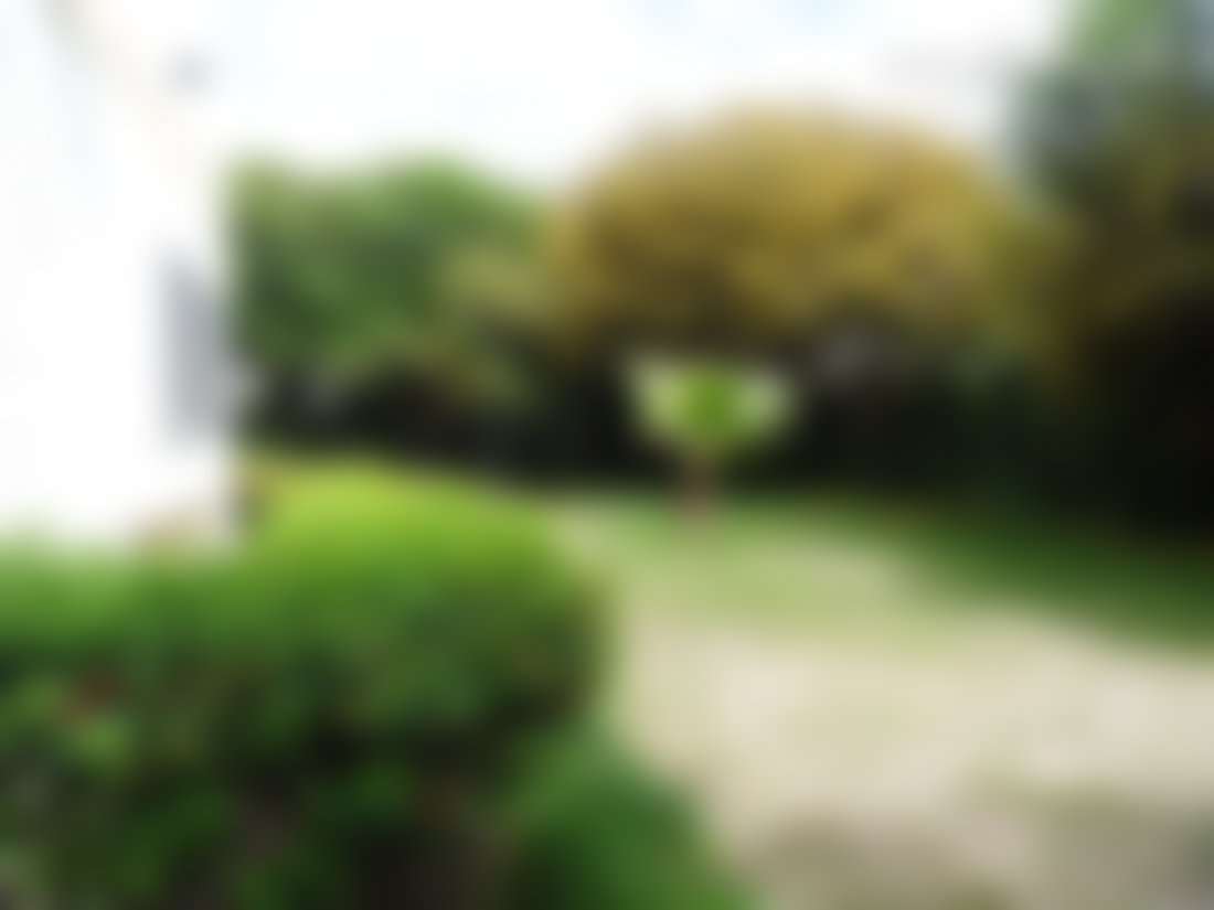 Villa 1200 m² à louer Souissi, Rabat : jardin fleuri et confort