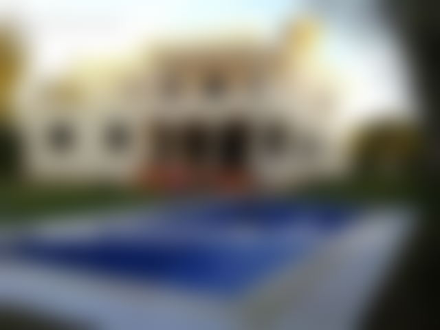 1,800 m² Villa with Swimming Pool and Garden, Souissi, Rabat — Rabat