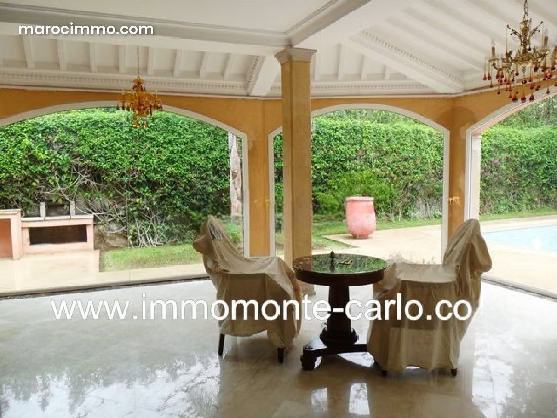 Furnished 550 m² villa with pool and garden, Souissi, Rabat — Rabat