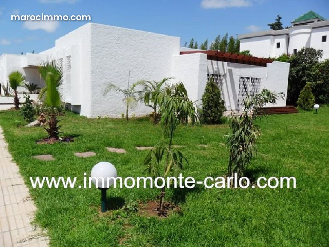 500 sqm villa with 2,000 sqm garden for rent, Souissi, Rabat — Rabat