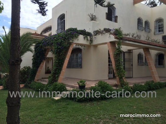 Beautiful villa with pool in Rabat Souissi — 2