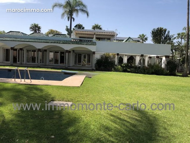 House for Rent with Central Heating and Pool at — 2
