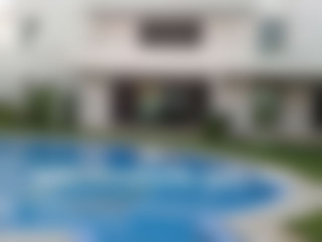 Villa à louer à Souissi, Rabat, jardin et piscine — Rabat