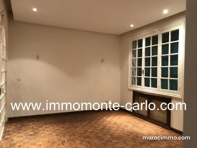 Superb villa with pool for rent in So neighborhood — 3
