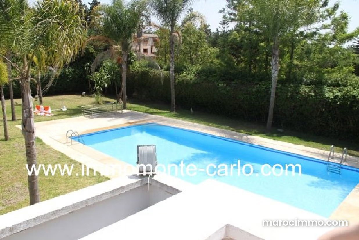 Villa 660 m² avec piscine et jardin 1900 m², Souissi, Rabat — Rabat
