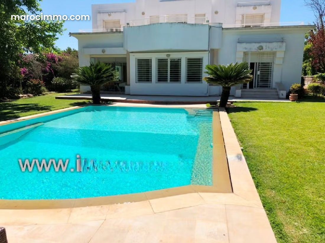Luxury 665 m² Villa with Pool and Garden, Souissi, Rabat — Rabat