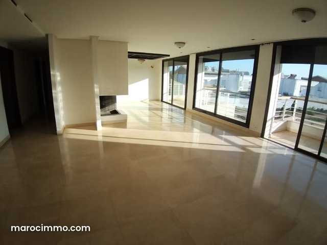 Location Appartement vide Bouskoura — 3