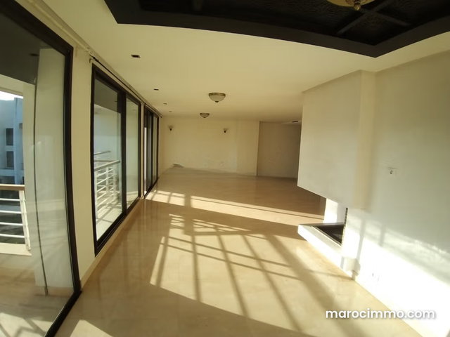 Location Appartement vide Bouskoura — 5