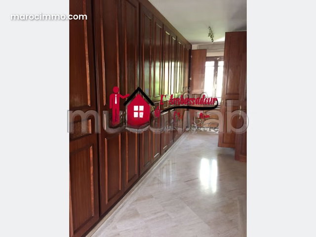 Villa 675m² Moderne à Longchamps — 5
