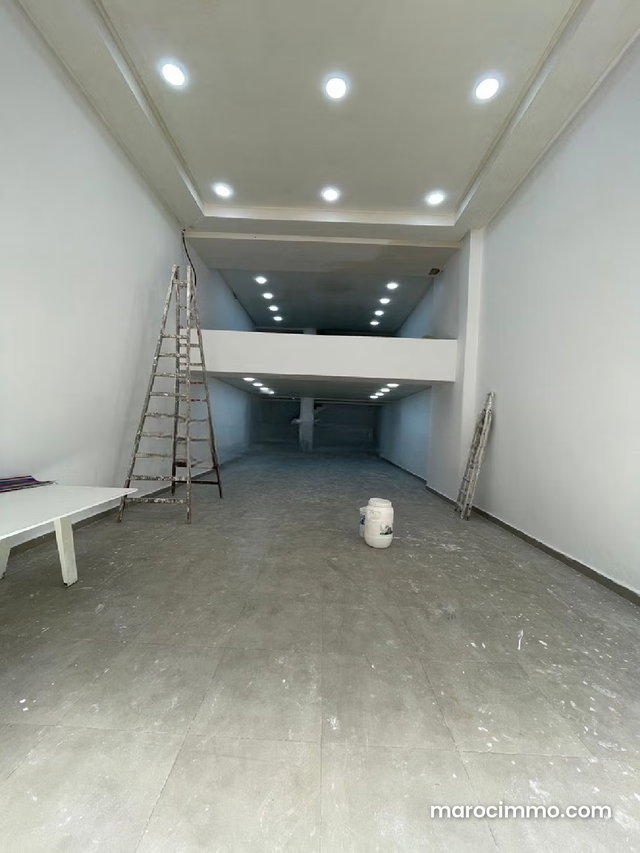 Local commercial 186m² à Ouled Salah Bouskoura — 2