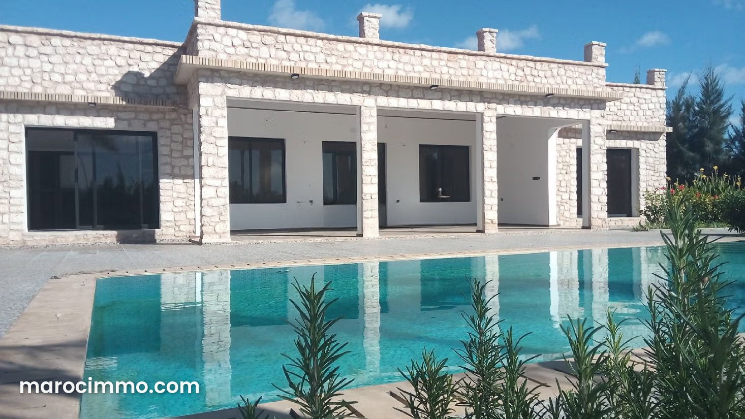 4-Bedroom Stone Villa with Pool and Garden, Marrakech Road — Essaouira