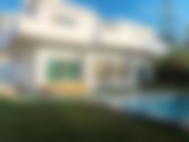 Furnished 1,800 m² villa with swimming pool and garden in Souissi, Rabat — Rabat