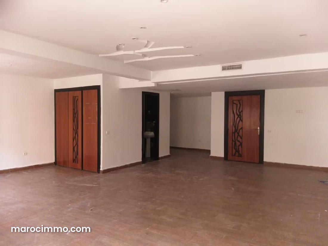 Air-conditioned 60 m² Office, Secure Building, in the Heart of Guéliz — Marrakesh