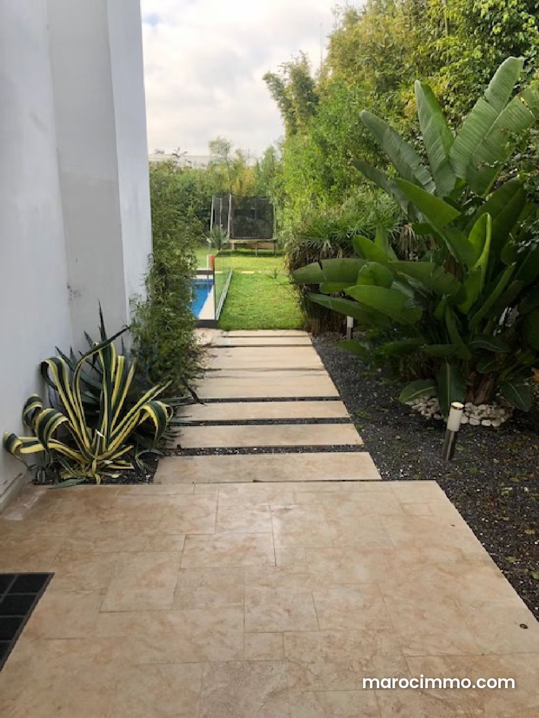 5-Bedroom Villa with Pool in Central Bouskoura — Bouskoura
