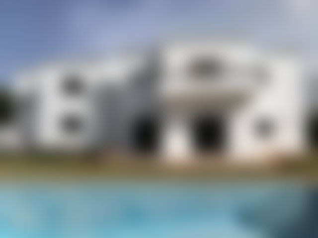 Villa to renovate in Souissi, Rabat: 400 sqm with swimming pool and garden — 3