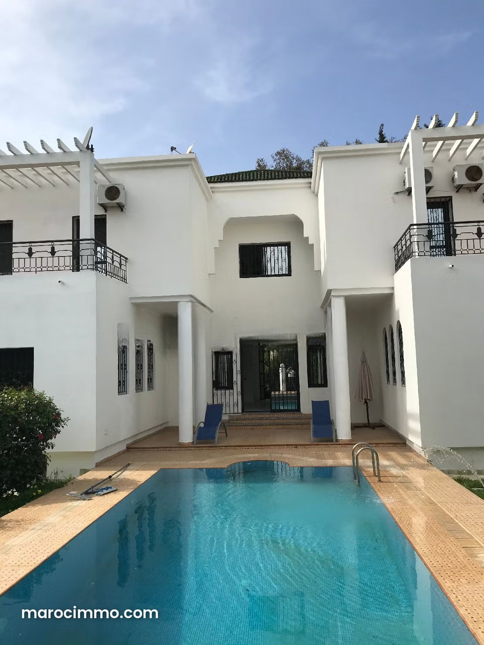 Magnificent villa with pool in Rabat