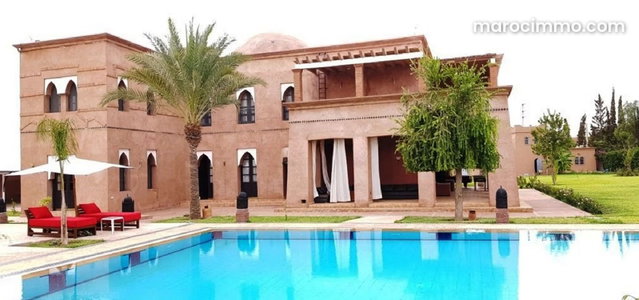 Villa 12 suites avec autorisation d'exploitation — 2