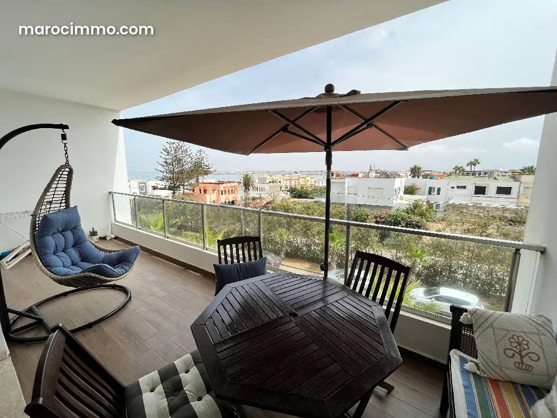 Studio meublé vue mer, Dar Bouazza, résidence sécurisée avec piscine — Dar Bouazza