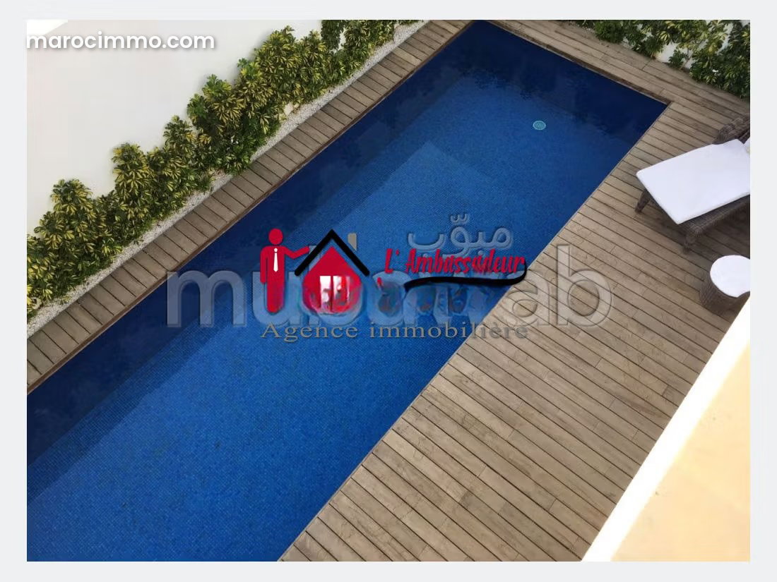 390 m² Villa with Swimming Pool in the C.I.L District, Casablanca — Casablanca