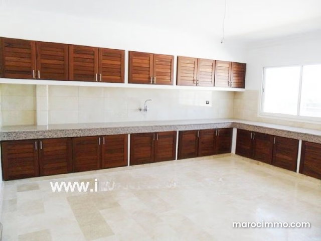 Beautiful New Villa for Rent in Souissi — 4