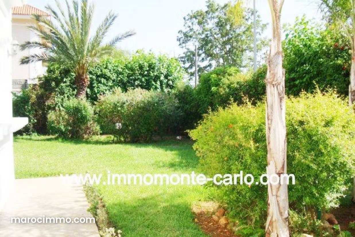 450 m² Villa with Pool and Garden, Souissi, Rabat — Rabat