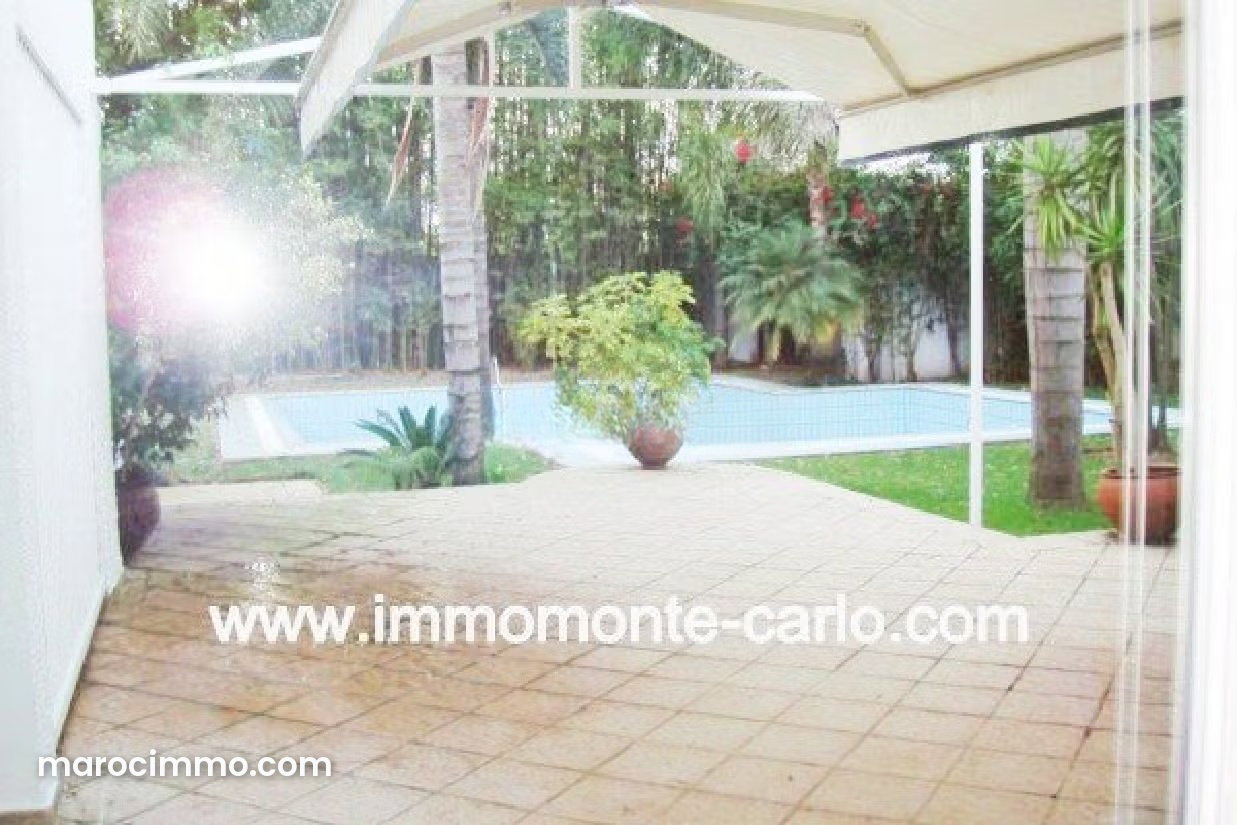 Villa 500 m² avec piscine et jardin 1800 m², Souissi, Rabat — Rabat